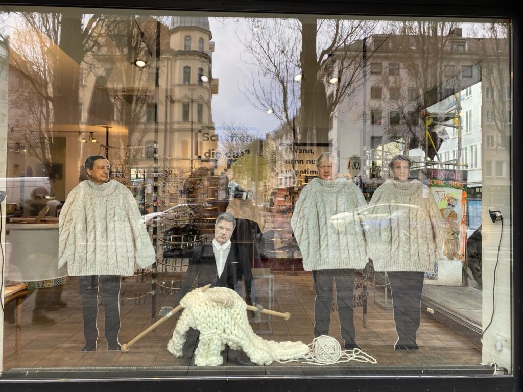 Schaufenster von Optik Hartogs an der Münchner Freiheit